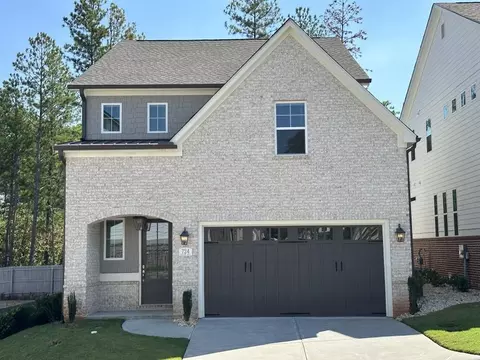 724 Fairlane Dr, Marietta, GA 30064