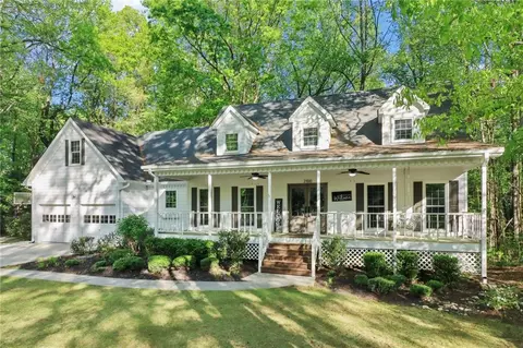 2100 Kings Valley Dr, Lawrenceville, GA 30043