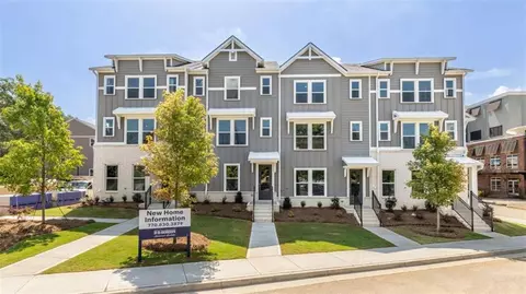 111 Chestnut Trce #9, Hapeville, GA 30354