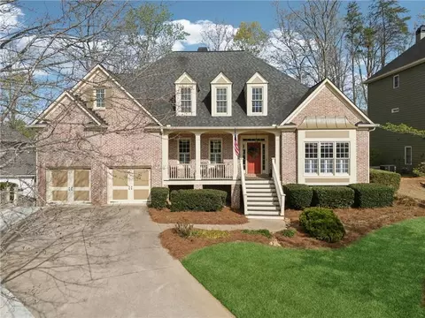 6840 N Creekside Pt, Cumming, GA 30041