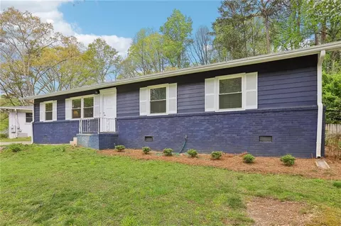 2407 Ridgeway Dr, Doraville, GA 30360