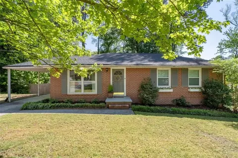 573 Lyle Dr SE, Marietta, GA 30067