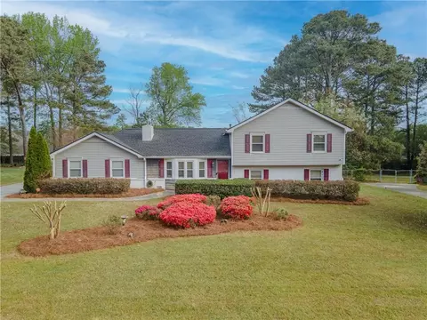 1717 Ramblewood Way, Snellville, GA 30078