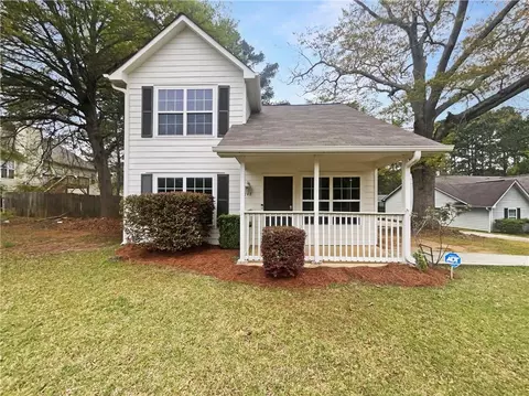 7747 Rountree Xing, Riverdale, GA 30274