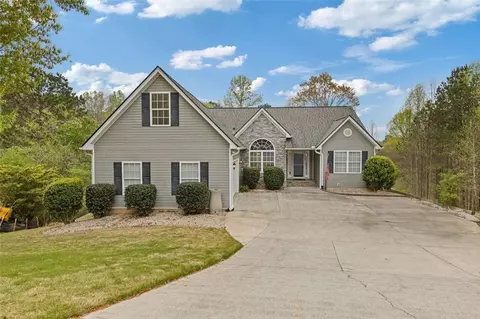 5060 Blue Goose Ct, Flowery Branch, GA 30542