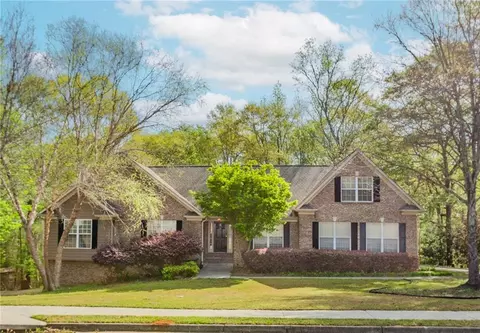 3643 Flat Run Dr, Bethlehem, GA 30620