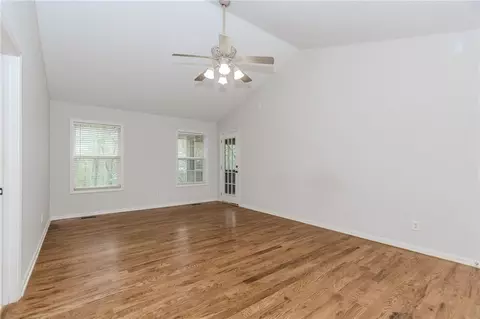 Living - 3643 Flat Run Dr, Bethlehem, GA 30620 photo 6 of 8