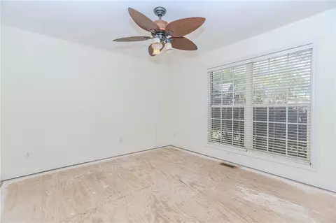 Bedroom - 3643 Flat Run Dr, Bethlehem, GA 30620 photo 4 of 6