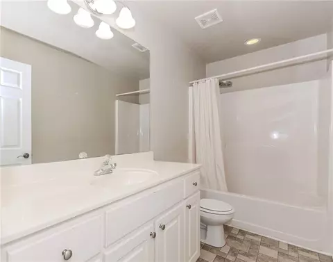 Bath - 3643 Flat Run Dr, Bethlehem, GA 30620 photo 3 of 3