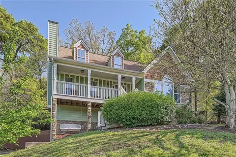 24 Laurel Way NE, White, GA 30184