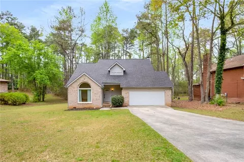 7275 Oswego Trl, Riverdale, GA 30296