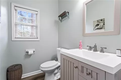 Bath - 904 Beaumont Ct, Canton, GA 30114 photo 1 of 3