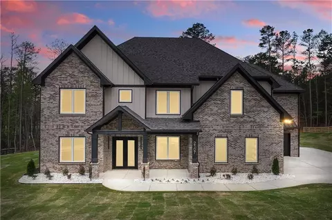 2107 E Maddox Rd, Buford, GA 30519