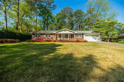2972 Ponderosa Cir, Decatur, GA 30033