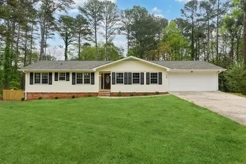 756 Butler Ct, Lawrenceville, GA 30044
