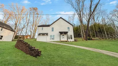 5215 Virginia Ave, Cumming, GA 30041