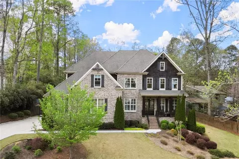 383 Indian Hills Trl, Marietta, GA 30068