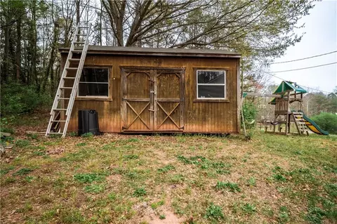 Exterior - 205 Quail Trl, Cornelia, GA 30531 photo 10 of 10