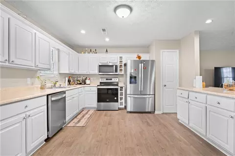 Kitchen - 205 Quail Trl, Cornelia, GA 30531 photo 1 of 4