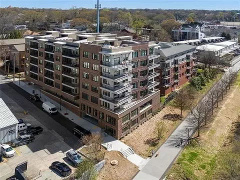 675 Drewry St NE #303, Atlanta, GA 30306