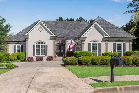 169 Twickenham Trce, Suwanee, GA 30024