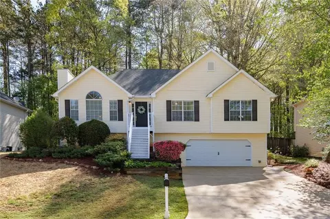3027 Clove Tree Ln, Woodstock, GA 30189