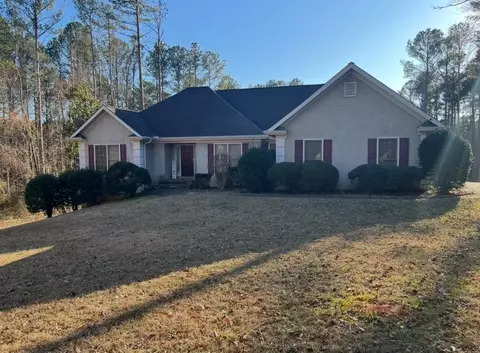 135 Lucky Leaf Pl, Fayetteville, GA 30214