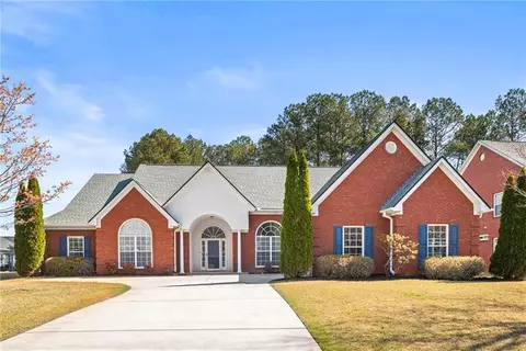 105 Glenmore Ln, Mcdonough, GA 30253