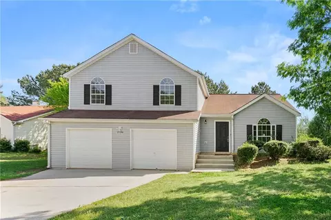 7194 Oakwood Cir, Rex, GA 30273