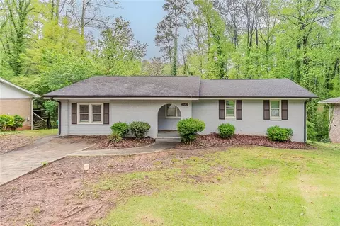2682 Cavalier Dr, Decatur, GA 30034