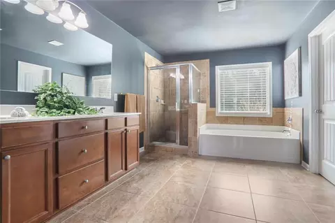 Bath - 415 Eldridge Dr, Suwanee, GA 30024 photo 2 of 2
