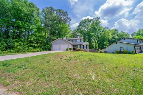 1171 Bailing Dr, Lawrenceville, GA 30043