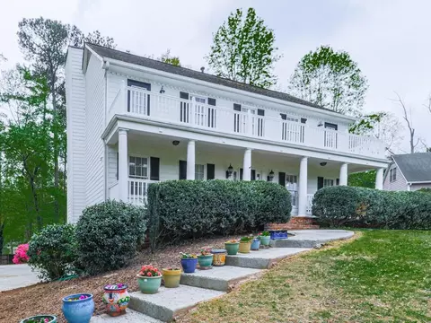 1606 Nuthatch Ct, Marietta, GA 30062