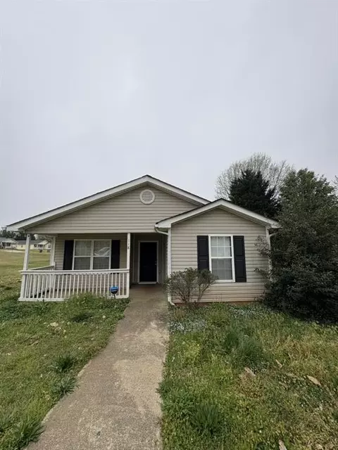 118 Dove Lndg, Social Circle, GA 30025