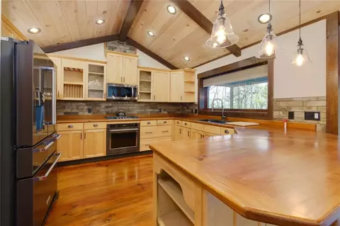 Kitchen - 56 Bee Tree Ridge Dr, Jasper, GA 30143 photo 1 of 6