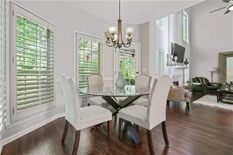 Dining - 155 Glenside Ln, Duluth, GA 30097 photo 2 of 4