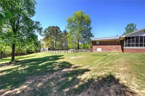 Exterior - 300 Mini Rd SE, Rydal, GA 30171 photo 5 of 18