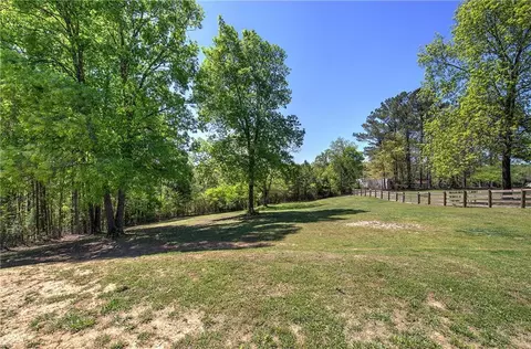 Exterior - 300 Mini Rd SE, Rydal, GA 30171 photo 6 of 18