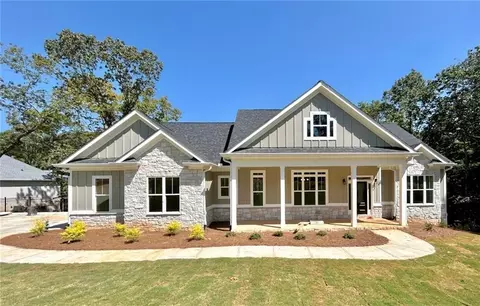 31 Cedar Gate Ln, Kingston, GA 30145
