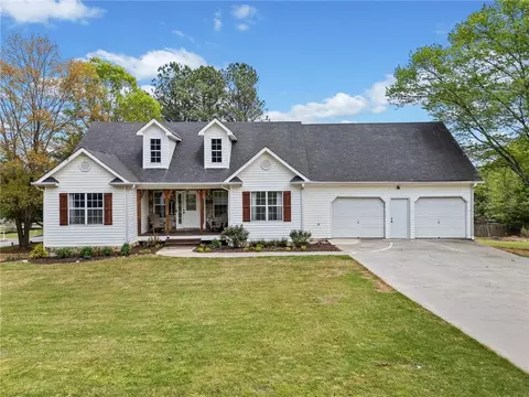 24 Scarlett Oak Dr NE, Cartersville, GA 30121