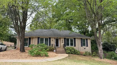 4233 Bonaparte Ct, Tucker, GA 30084