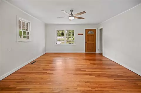 Living - 262 E Main St, Rutledge, GA 30663 photo 3 of 4
