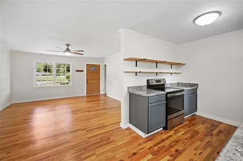 Living - 262 E Main St, Rutledge, GA 30663 photo 4 of 4