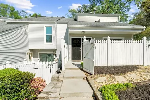 2693 Greentree Dr SE, Marietta, GA 30067