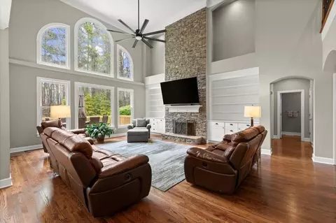 Living - 65 Oakhurst Leaf Dr, Milton, GA 30004 photo 1 of 5