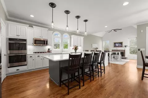 Kitchen - 65 Oakhurst Leaf Dr, Milton, GA 30004 photo 1 of 7