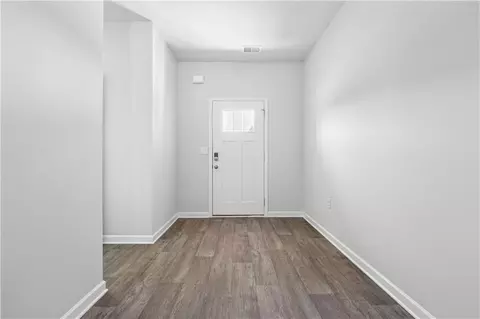 Entry Way - 342 Overlook Rd, Covington, GA 30014 photo 2 of 5