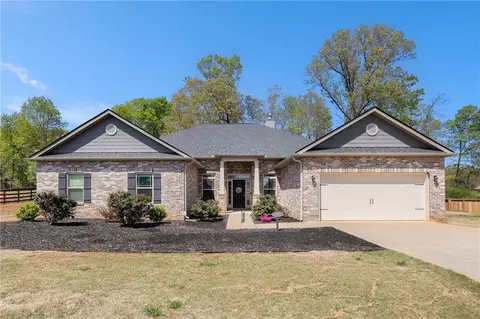 6092 Creekside View Ln, Clermont, GA 30527