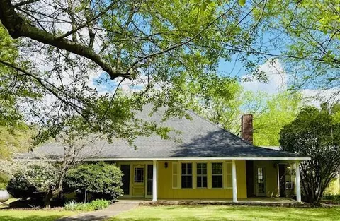 2084 Floyd Springs Rd NE, Armuchee, GA 30105