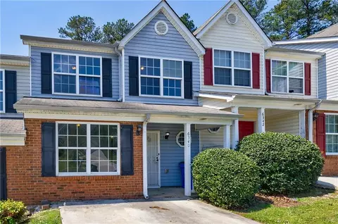 6340 Hickory Lane Cir, Union City, GA 30291